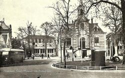 Postkantoor en oude Raadhuis Hilversum